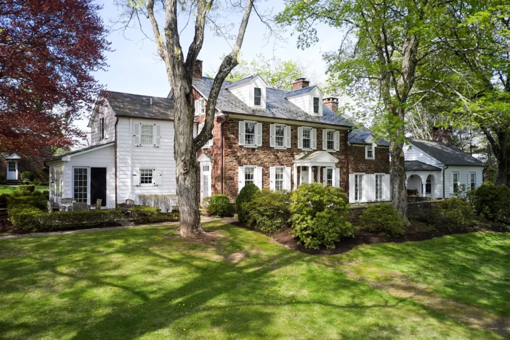 Christine Dell Re/Max showcasing Hanover, Pennsylvania real estate with luxury home and landscaped Hanover, PA property.
